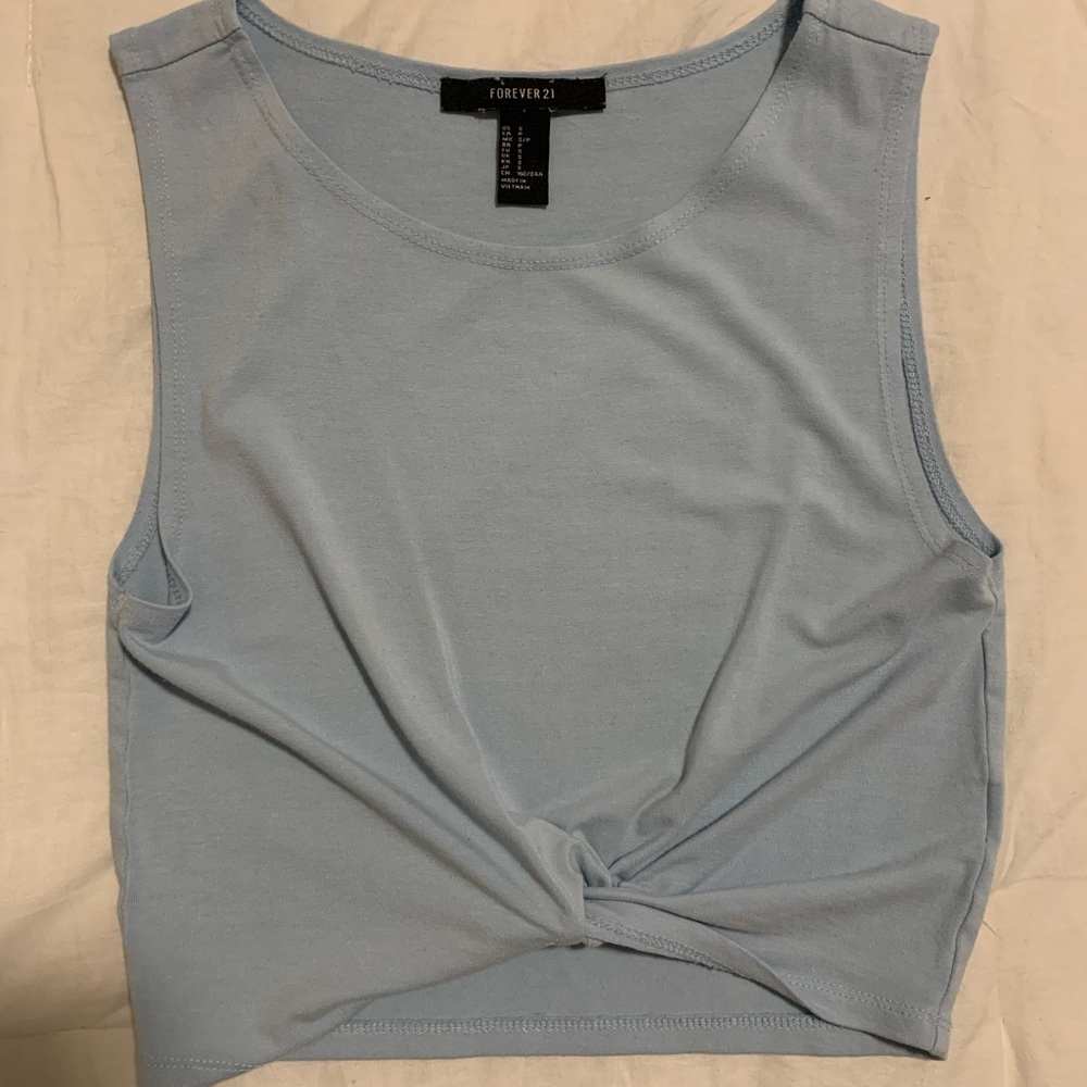 Cropped tee
